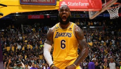 詹姆斯：奔四男人像28岁时那样战斗 又打动多少人？